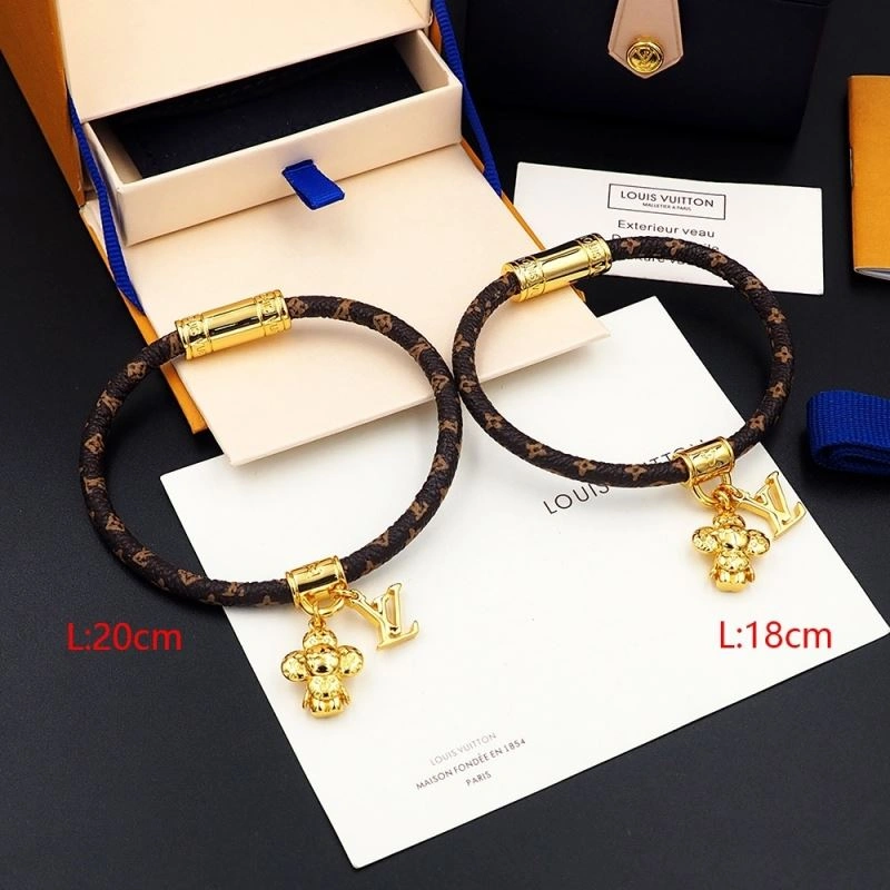 Lightweight Louis Vuitton Bracelets 251331