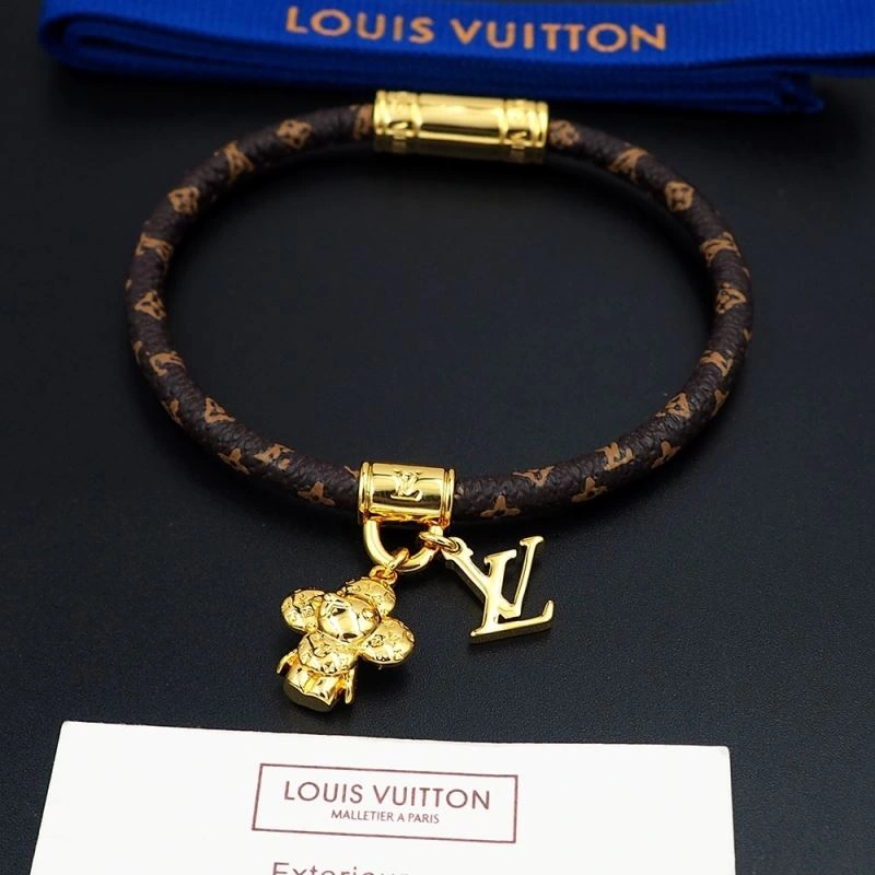 Lightweight Louis Vuitton Bracelets 251331
