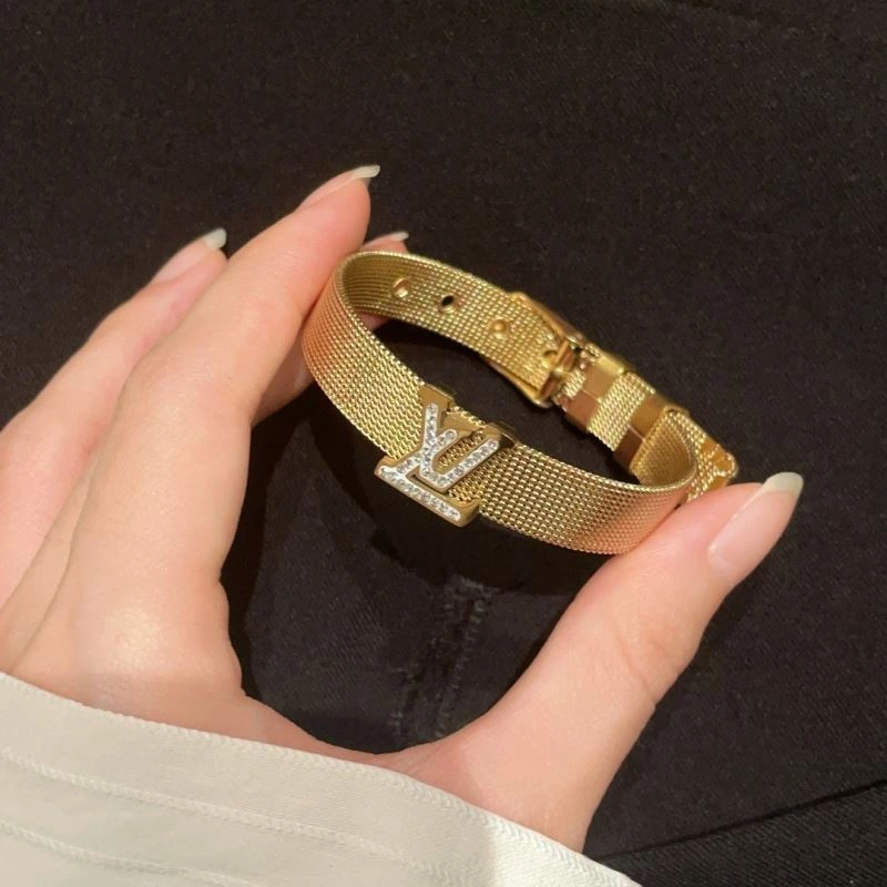 Louis Vuitton Bracelets Popular 251290