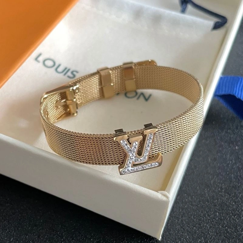 Louis Vuitton Bracelets Popular 251290