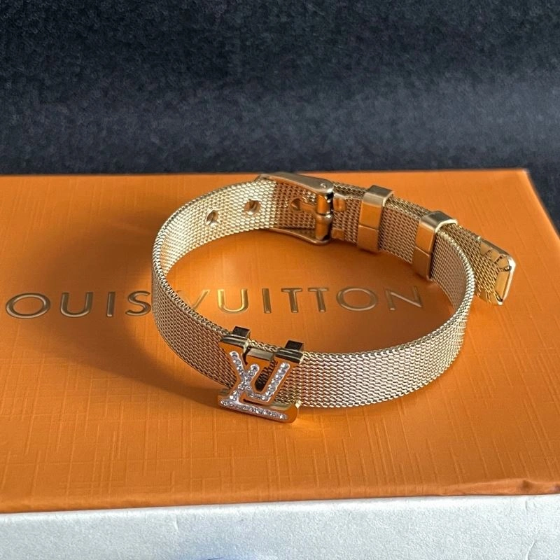 Louis Vuitton Bracelets Popular 251290