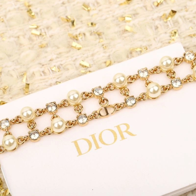 Casual Louis Vuitton Bracelets 251278
