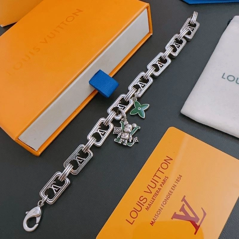 Unique Louis Vuitton Bracelets 251294