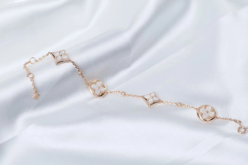 TimelessDesign Louis Vuitton Bracelets 251277
