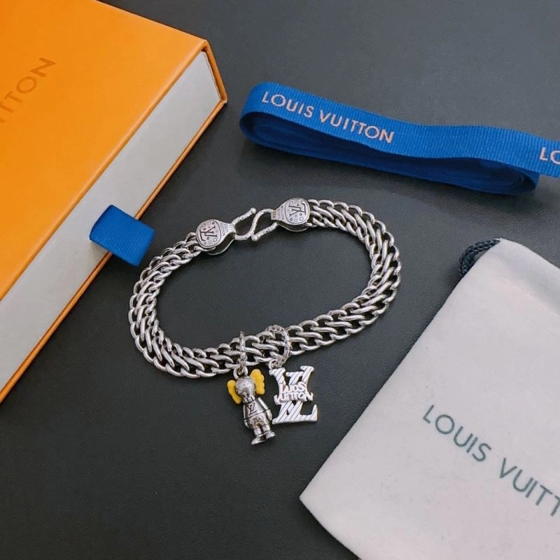 EyeCatching Louis Vuitton Bracelets 251797