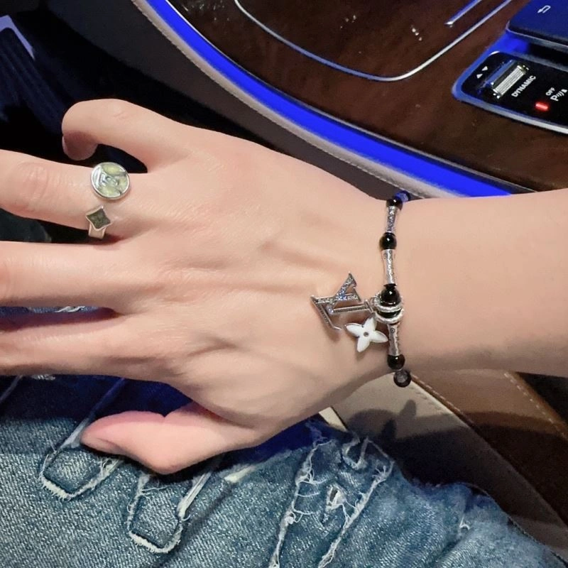 Louis Vuitton Bracelets SunProtective 251795