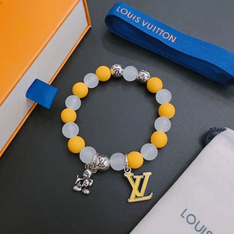 Bold Louis Vuitton Bracelets 251794
