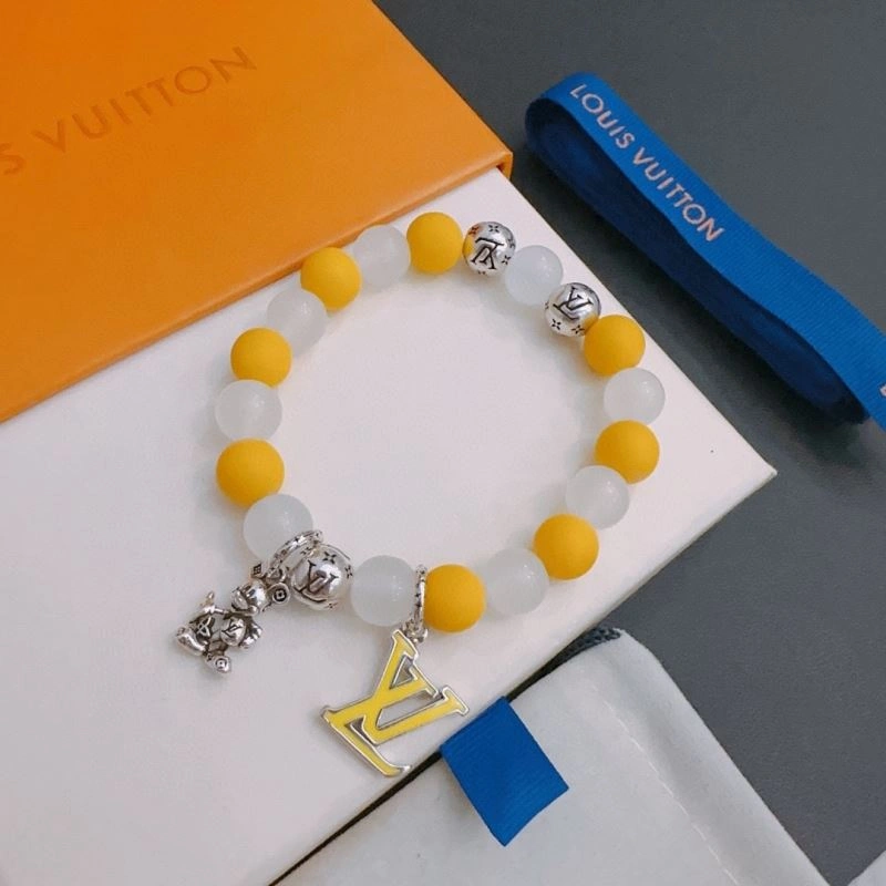 Bold Louis Vuitton Bracelets 251794