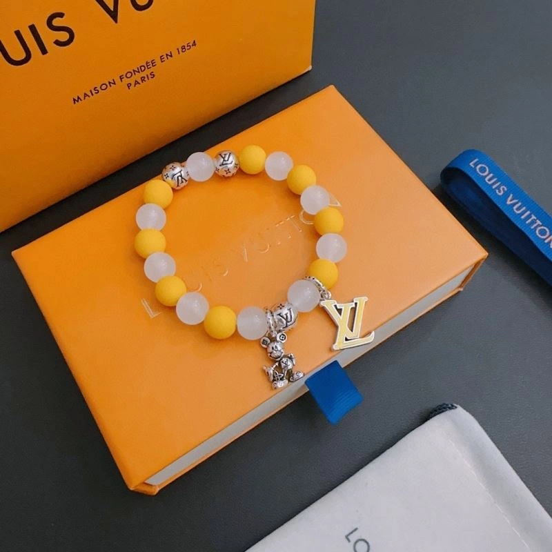 Bold Louis Vuitton Bracelets 251794