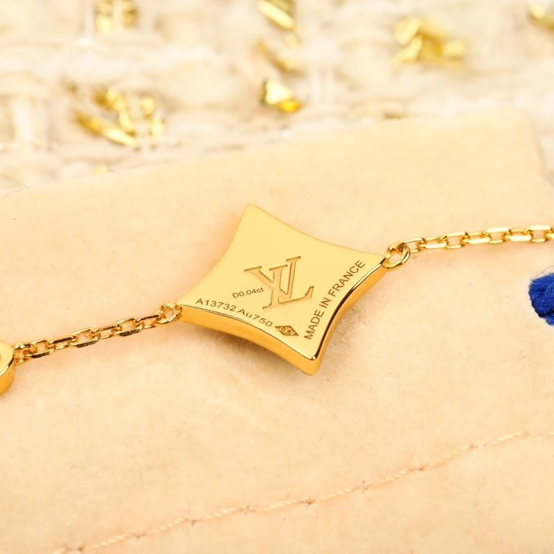 ModernLook Louis Vuitton Bracelets 251766