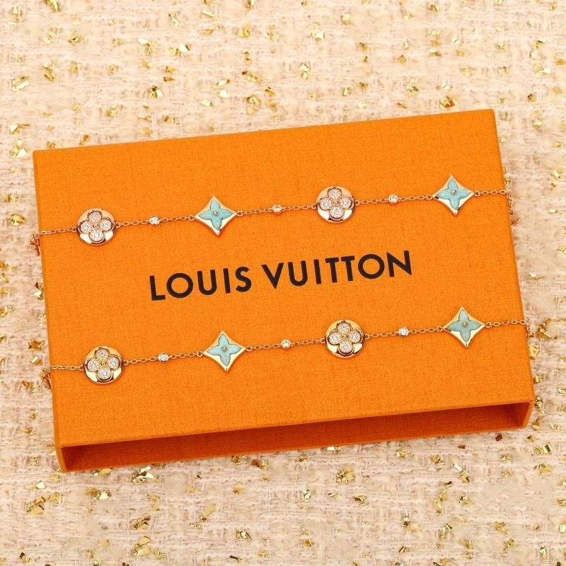Louis Vuitton Bracelets WrinkleFree 251771