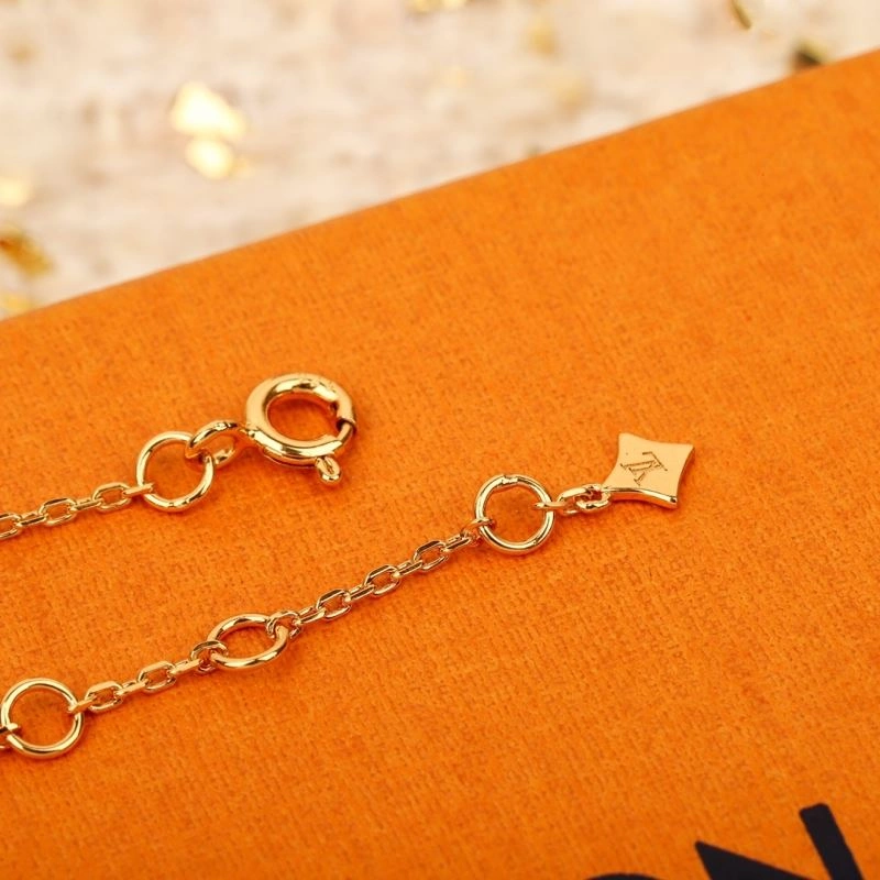 Louis Vuitton Bracelets WrinkleFree 251771