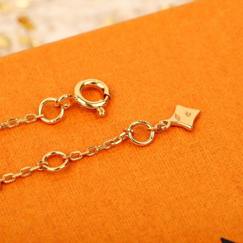 Louis Vuitton Bracelets WrinkleFree 251771