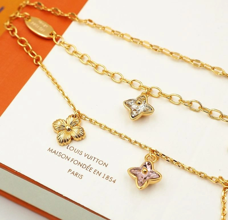 Louis Vuitton Bracelets Supportive 251790