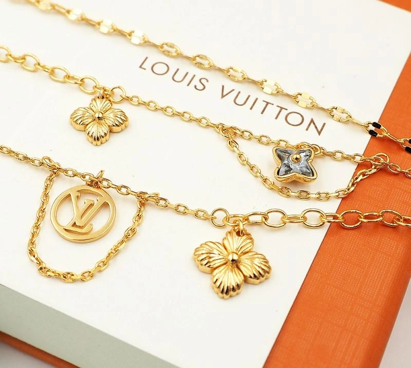 Louis Vuitton Bracelets Supportive 251790