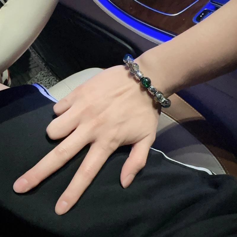 Louis Vuitton Bracelets Attractive 251788