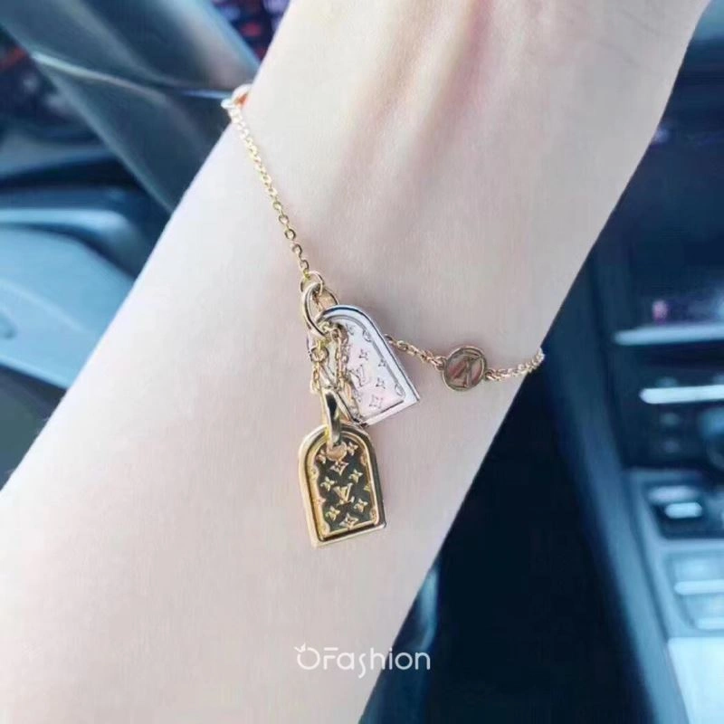 FashionForward Louis Vuitton Bracelets 251762