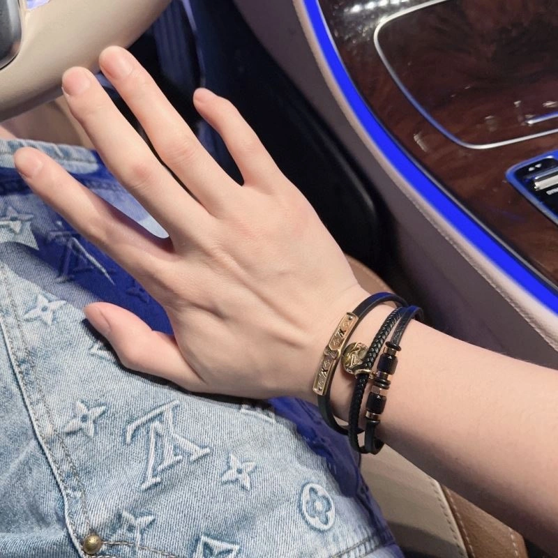 FreshLook Louis Vuitton Bracelets 251789