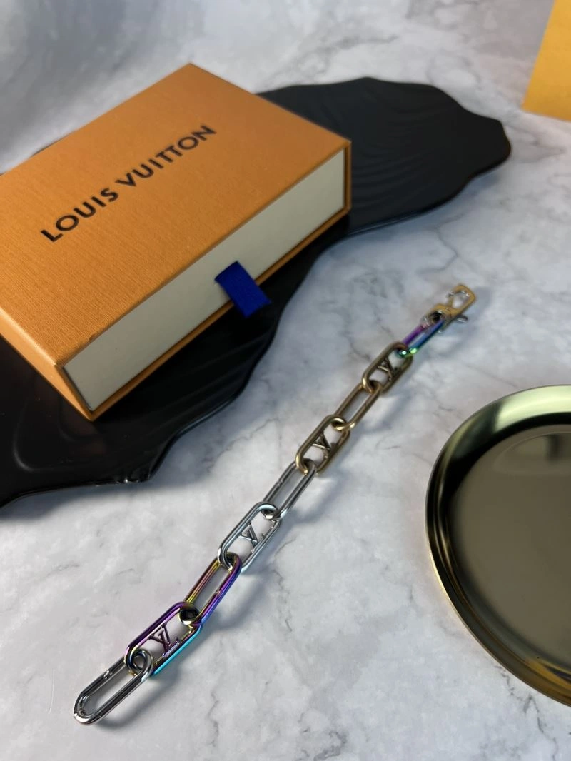 Tailored Louis Vuitton Bracelets 251785