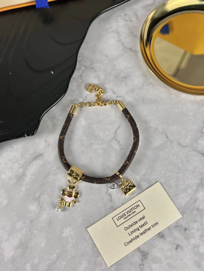 TechFriendly Louis Vuitton Bracelets 251759