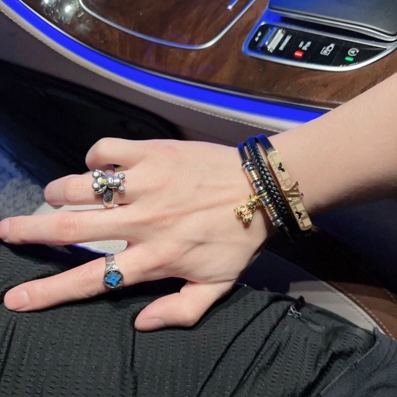 Louis Vuitton Bracelets QuickDry 251777