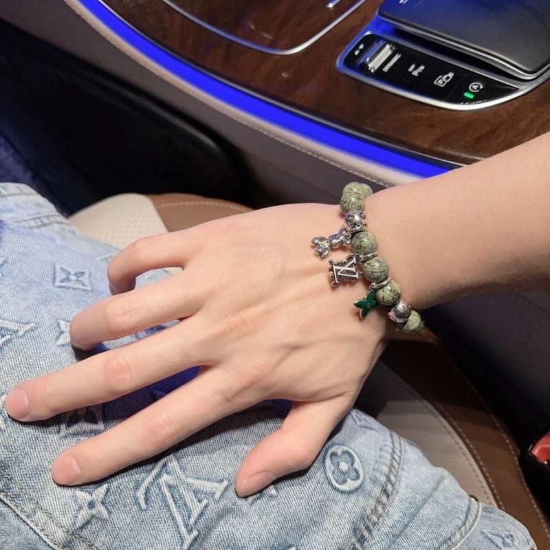 Louis Vuitton Bracelets Comfortable 251772