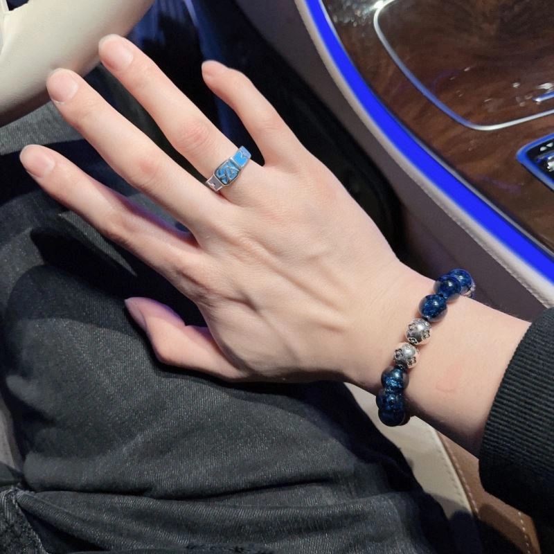 Louis Vuitton Bracelets Functional 251779