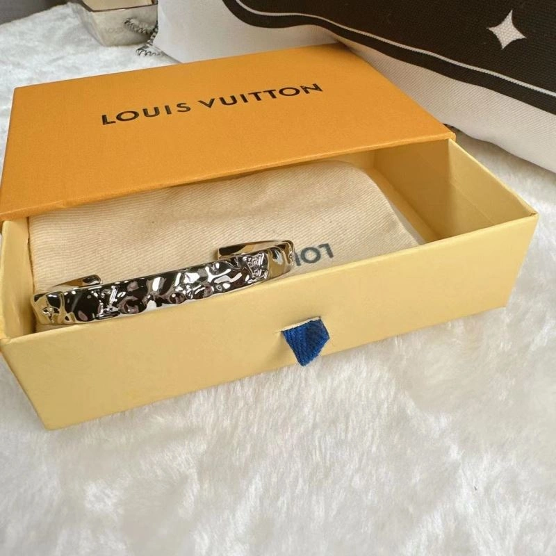 Louis Vuitton Bracelets Casual 251778