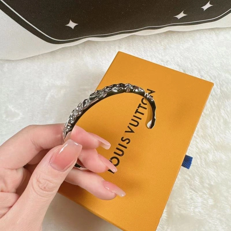 Louis Vuitton Bracelets Casual 251778