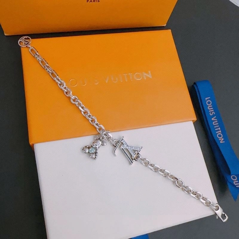 FashionForward Louis Vuitton Bracelets 251756