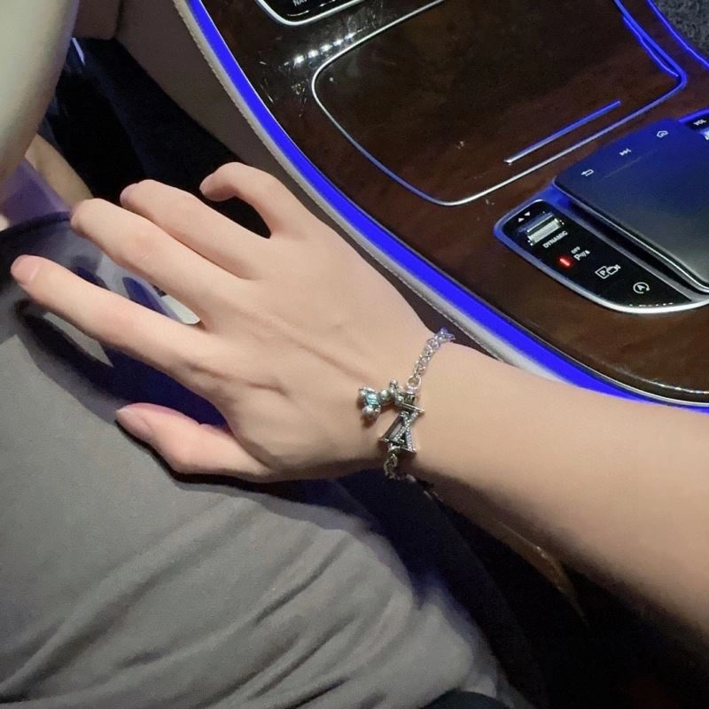 FashionForward Louis Vuitton Bracelets 251756