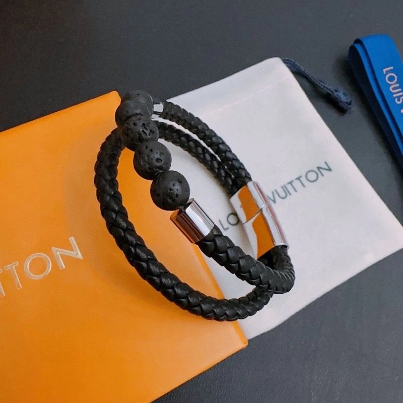 Louis Vuitton Bracelets Durable 251757