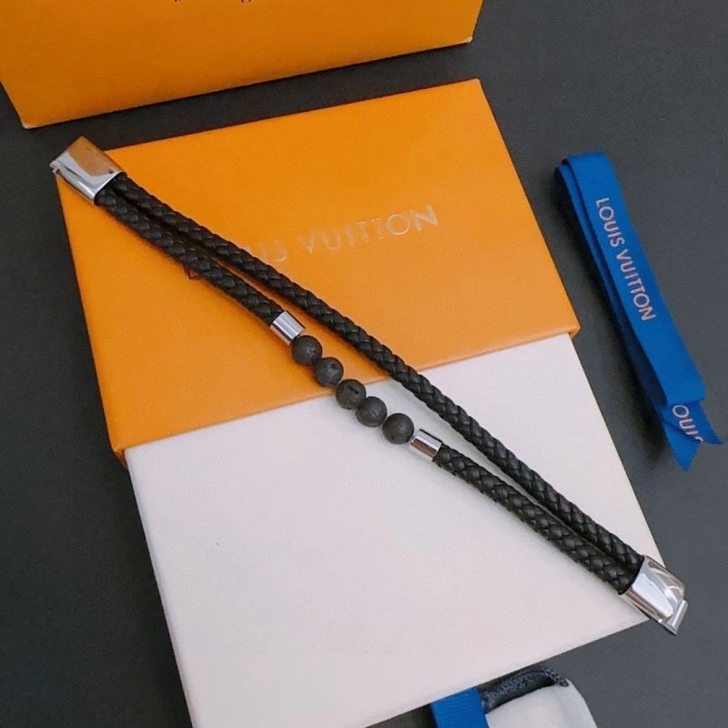 Louis Vuitton Bracelets Durable 251757