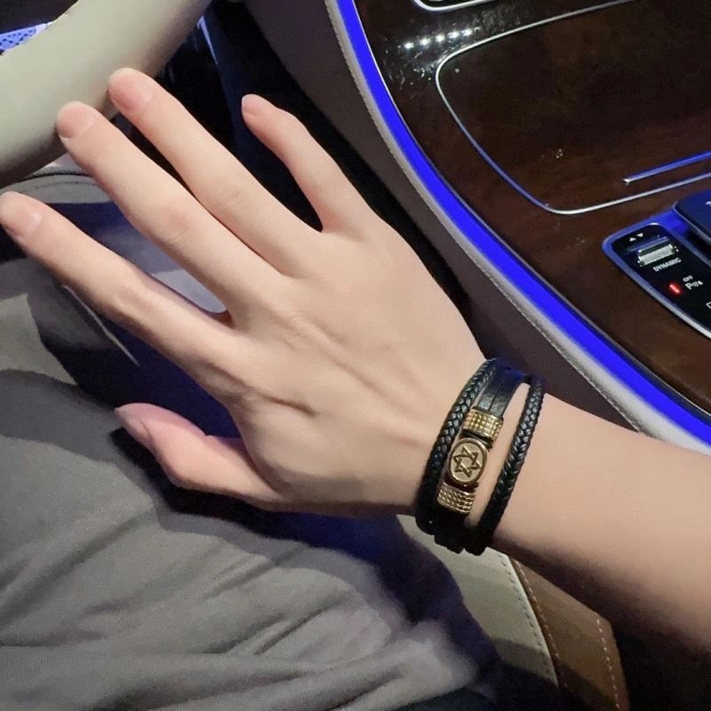 Louis Vuitton Bracelets Stretchable 251754