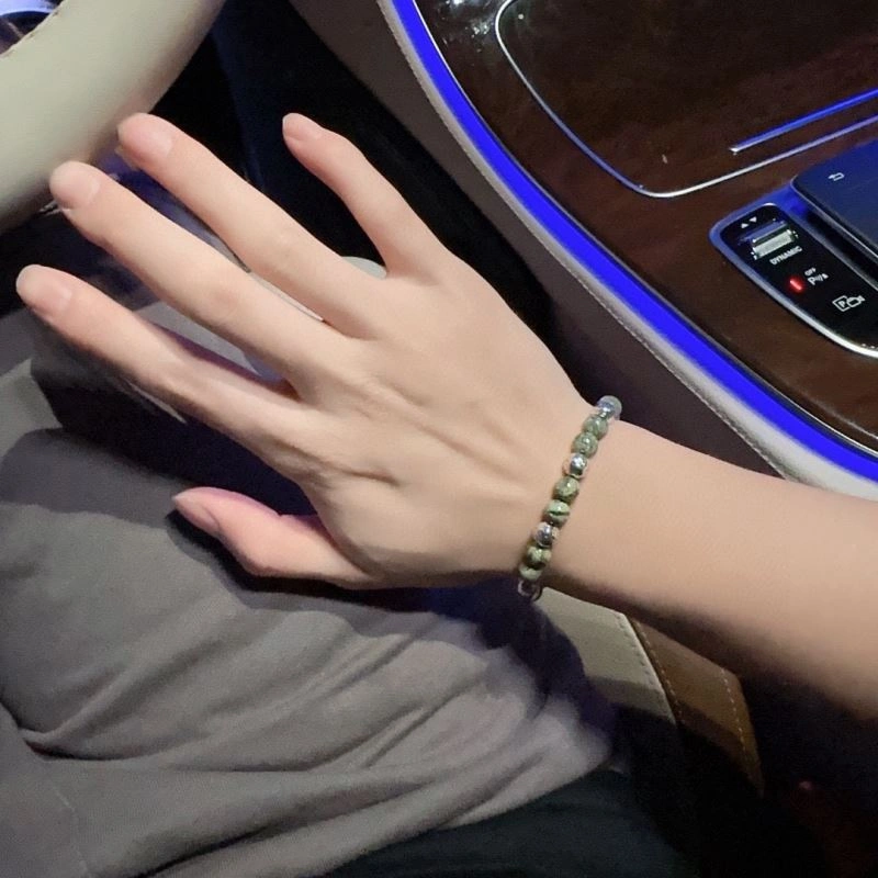 Affordable Louis Vuitton Bracelets 251753