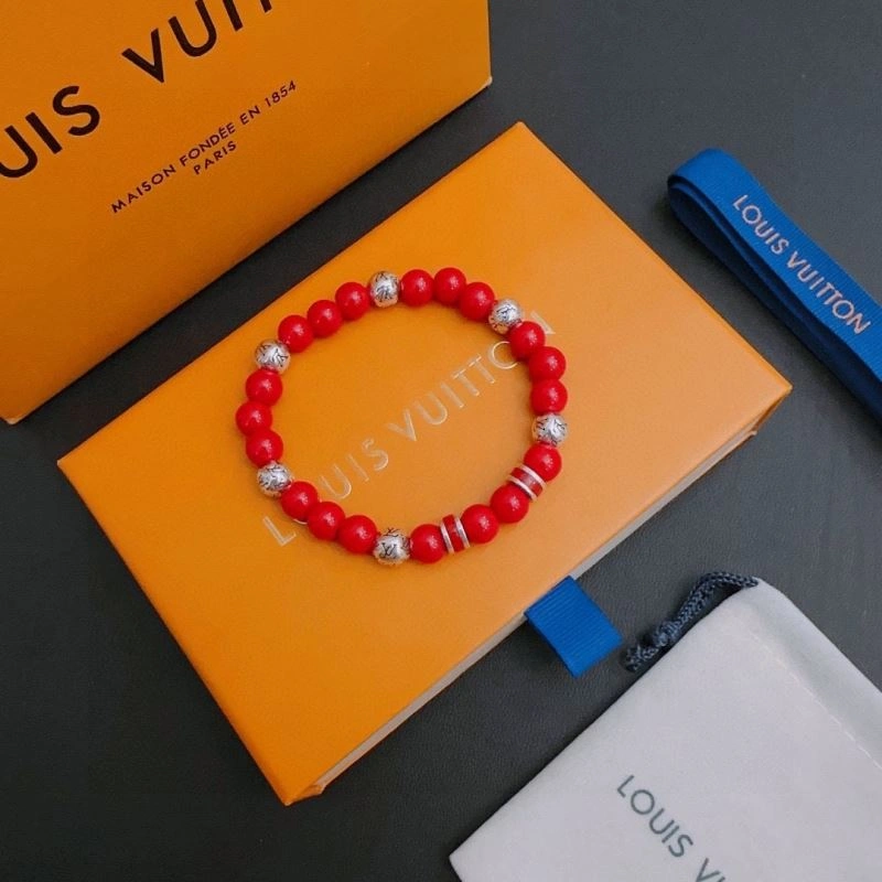 EyeCatching Louis Vuitton Bracelets 251752
