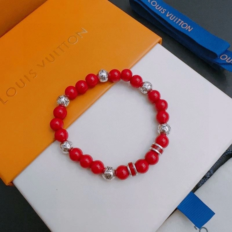 EyeCatching Louis Vuitton Bracelets 251752