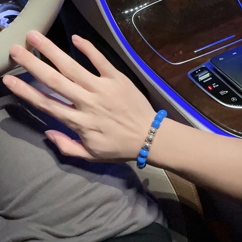 EyeCatching Louis Vuitton Bracelets 251751