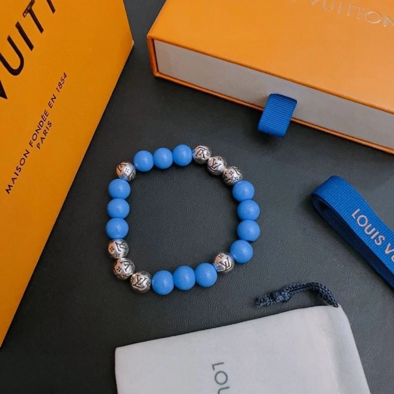 EyeCatching Louis Vuitton Bracelets 251751