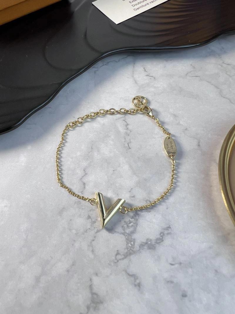Louis Vuitton Bracelets Stretchable 251722