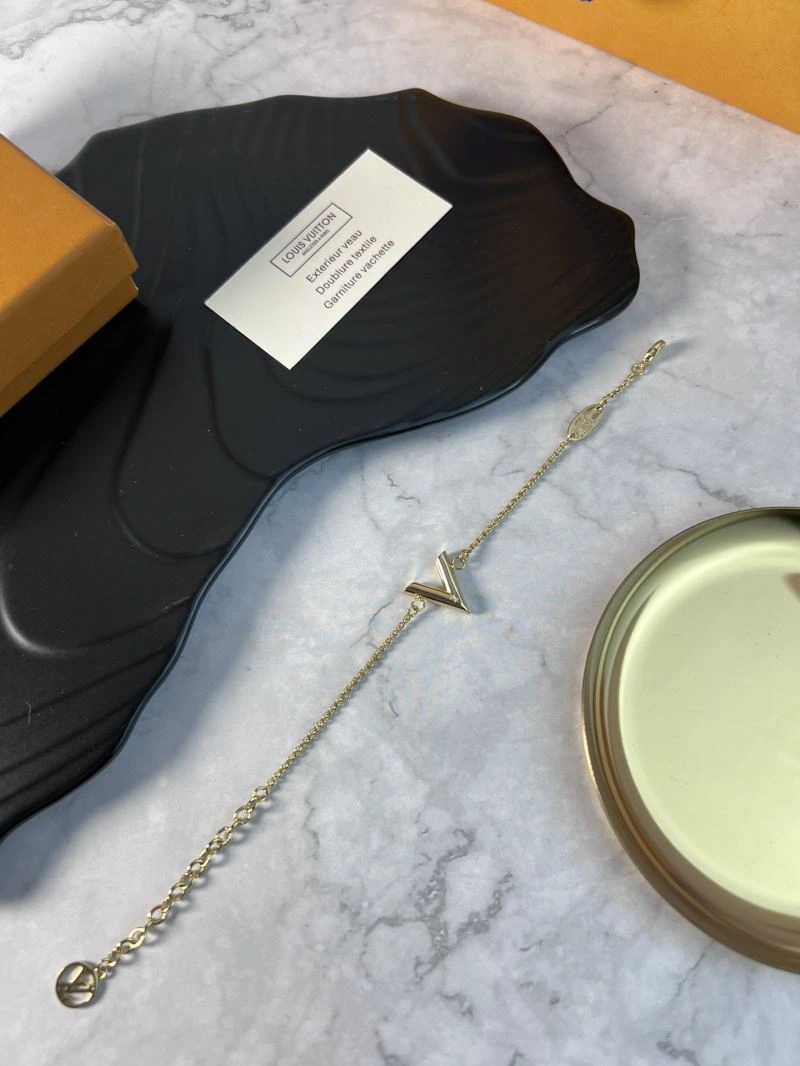 Louis Vuitton Bracelets Stretchable 251722