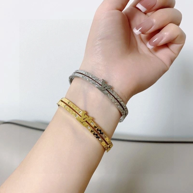 Louis Vuitton Bracelets Flexible 251609