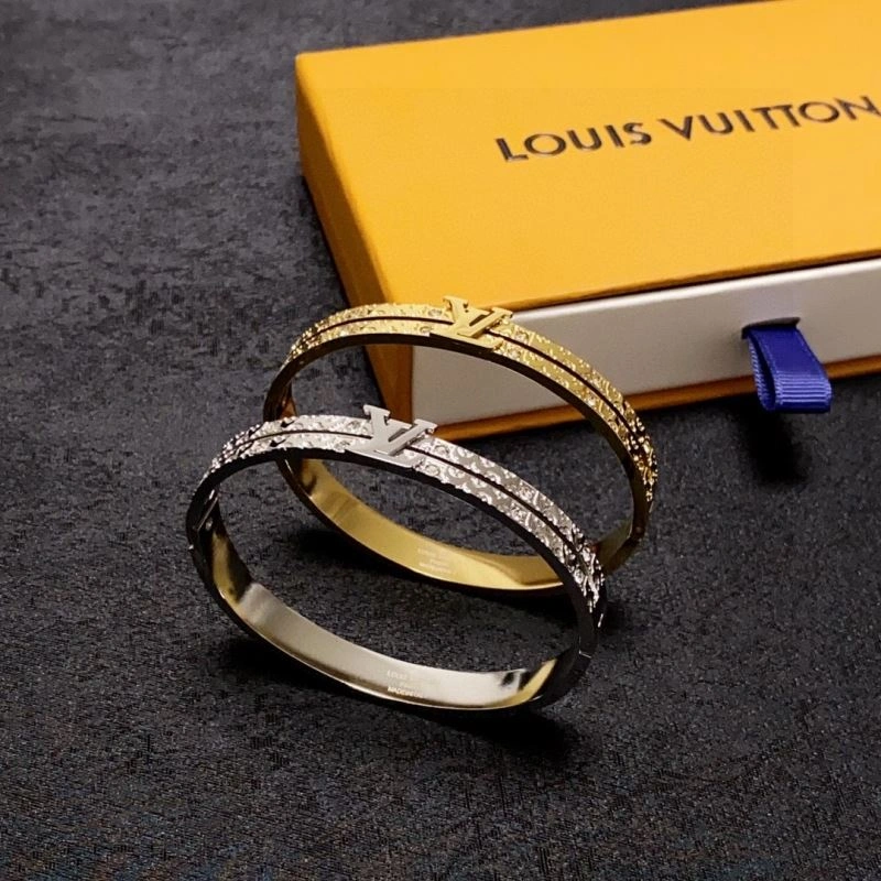 Louis Vuitton Bracelets Flexible 251609