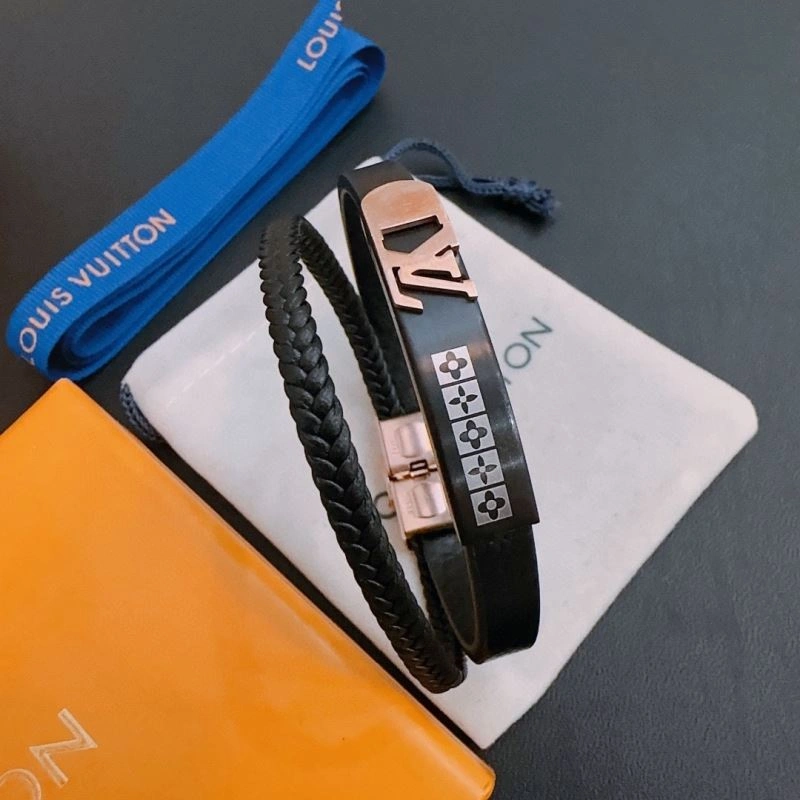 Louis Vuitton Bracelets Youthful 251612