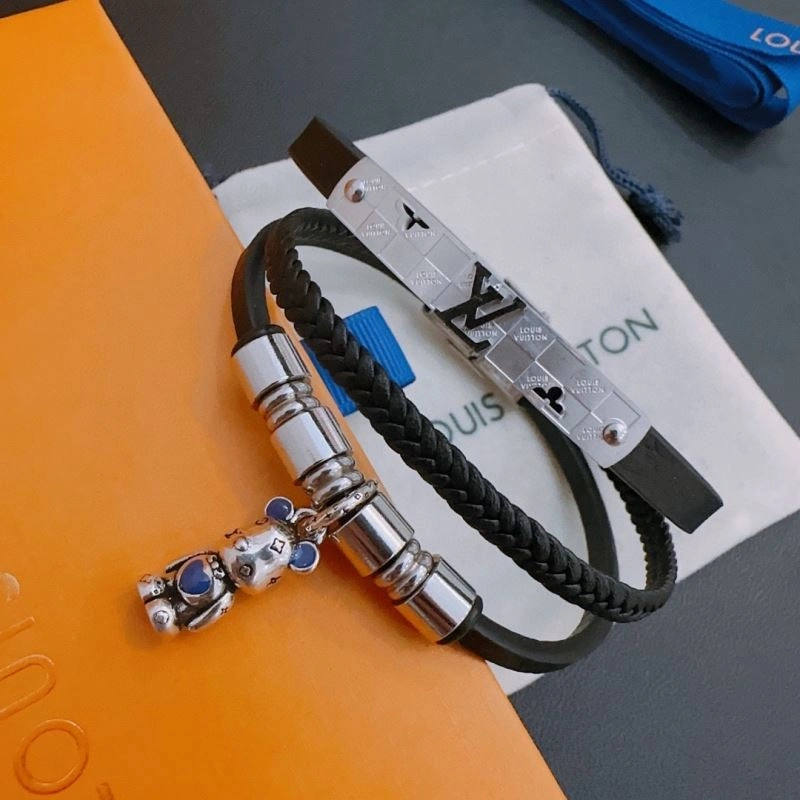 Sophisticated Louis Vuitton Bracelets 251617