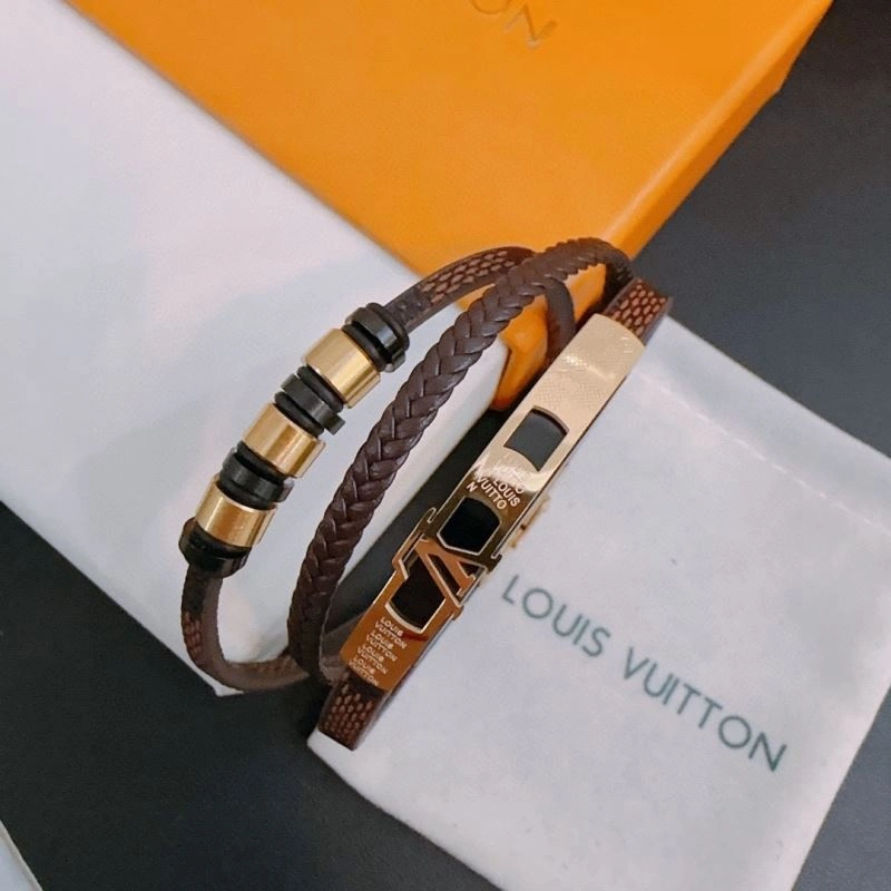 Louis Vuitton Bracelets Supportive 251598