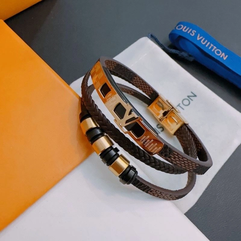 Louis Vuitton Bracelets Supportive 251598