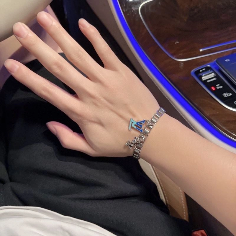 Louis Vuitton Bracelets UrbanStyle 251595