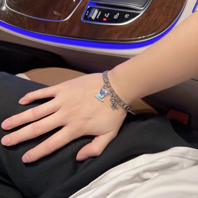 Louis Vuitton Bracelets UrbanStyle 251595