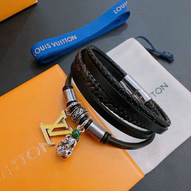 Louis Vuitton Bracelets Popular 251590
